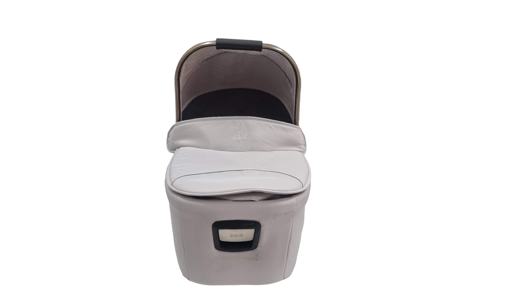 Mamas & Papas - Treasured Carrycot - SecondGear.me