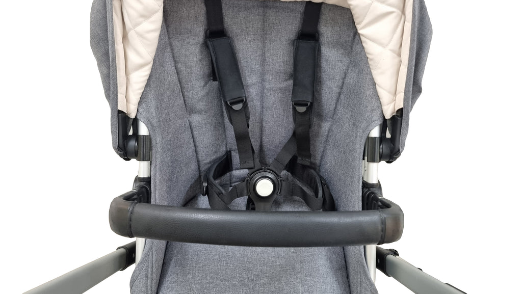 Bugaboo - Cameleon 3 (2017 / 2018) with Cup holder, Travel bag and Adapters - SecondGear.me