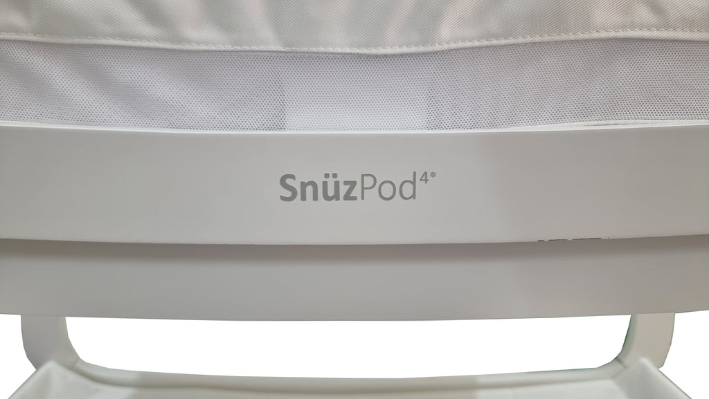 Snuz - Snuzpod 4 bedside crib with Bedding and Storage Pocket - SecondGear.me